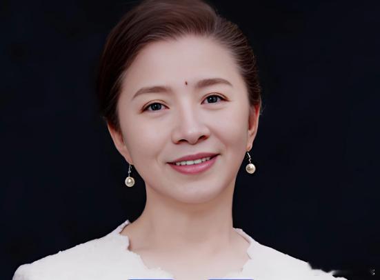 在《生万物》的演员阵容中，大家看到很多熟悉的实力派，有的很出名，有的大家只认识那