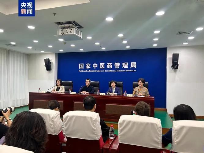 国家中医药管理局已经正式公示，要在苏州建一所公办的“中国中医科学院大学”（暂时叫