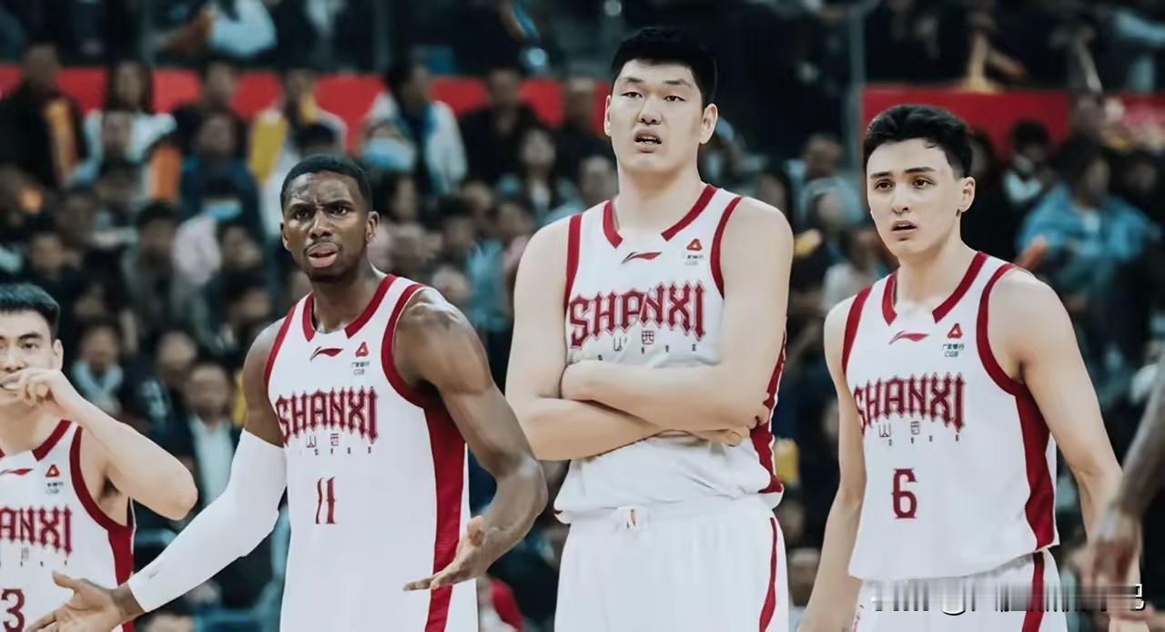 以目前这支山西男篮的配置来看，整体实力也就是三四名左右，想要夺冠，明显不可能，首