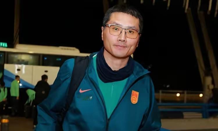 邵佳一6月国际友谊赛26人大名单出炉，本次入选4名门将，“门神”李昊首次入选国家