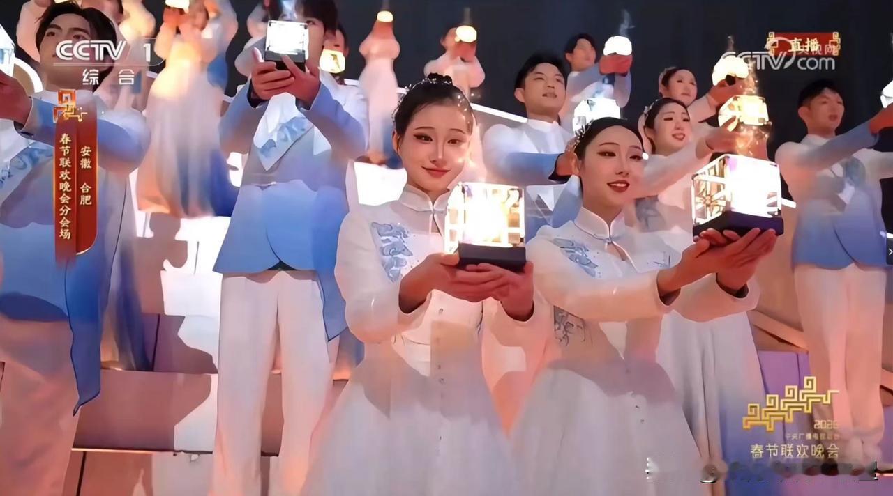 长江算力双子星！硅立方赋能新质生产力央视春晚的合肥硅立方，地方春晚的宜昌硅立