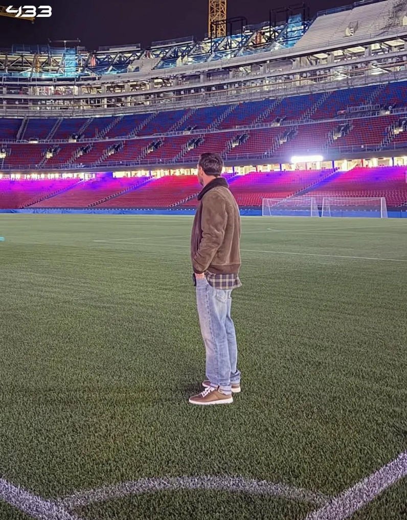 为什么梅西没有通知巴萨，选择自己偷偷造访诺坎普？答案是，他太了解拉波尔塔了，这