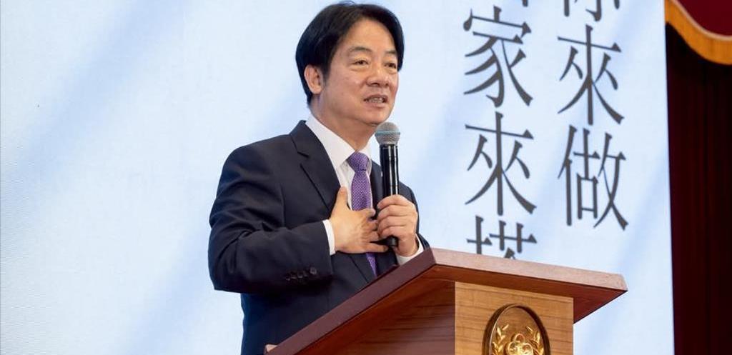 民进党高雄市长初选爆出“大赖力挺小赖”民进党下届高雄市长初选战况激烈，因立委林