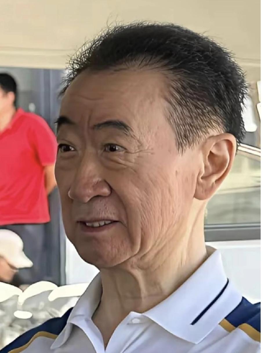 被限高却圈粉无数？王健林凭啥成“最体面老赖”？都说“树倒猢狲散”，王健林