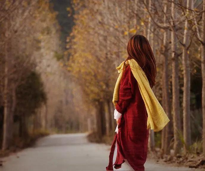 你以为不关心，感情就会淡？其实是你自己在慢慢“凉”掉！嘿，朋友们！今天咱们聊