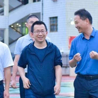 张一鸣罕见发声，严禁豆包蒸馏其他模型！当下国内大模型赛道内卷日趋白热化，各大