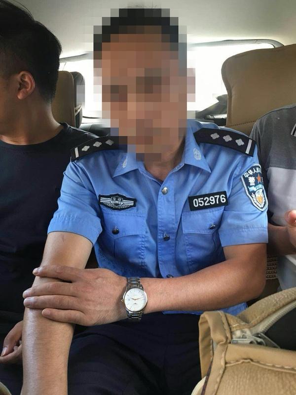 以下为你介绍两起女子网恋假军官被骗的案例：案例一●事件经过：2019年1月，
