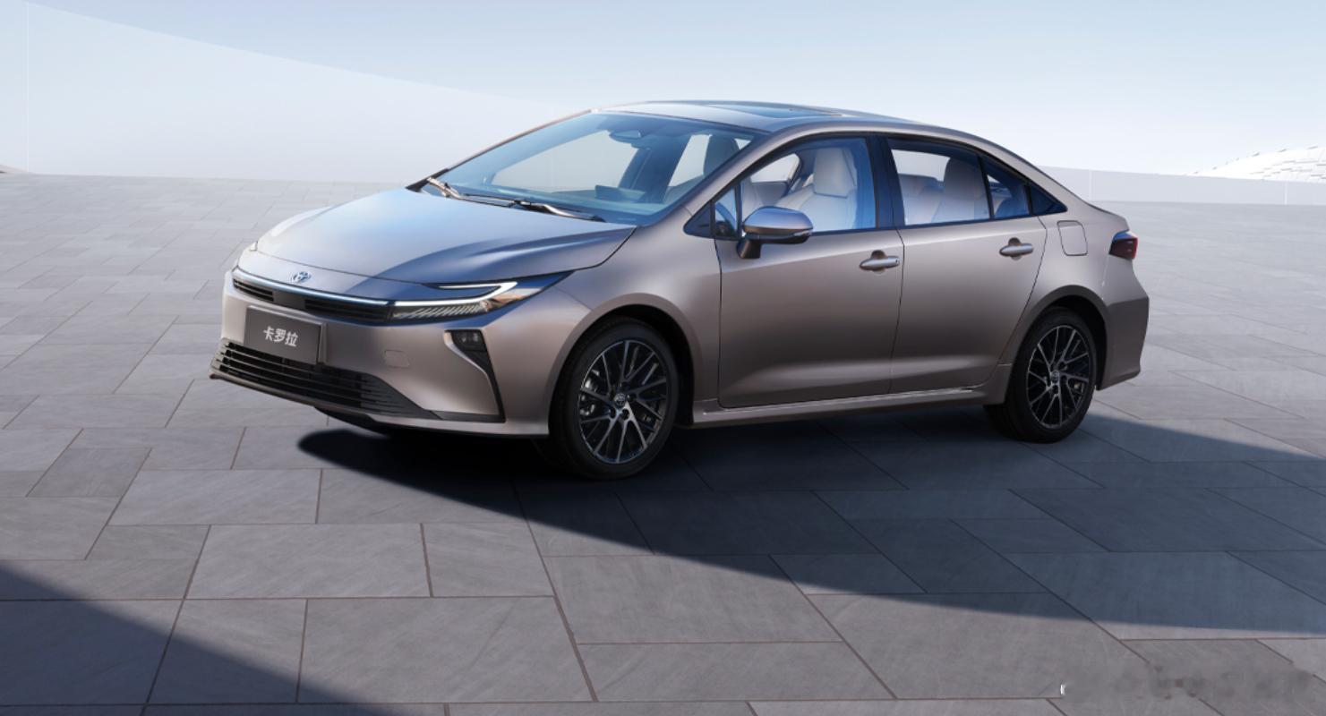 等了6年了，大家期待的卡罗拉终于迎来换代了，这车可以看做是第十二代的中期改款车型