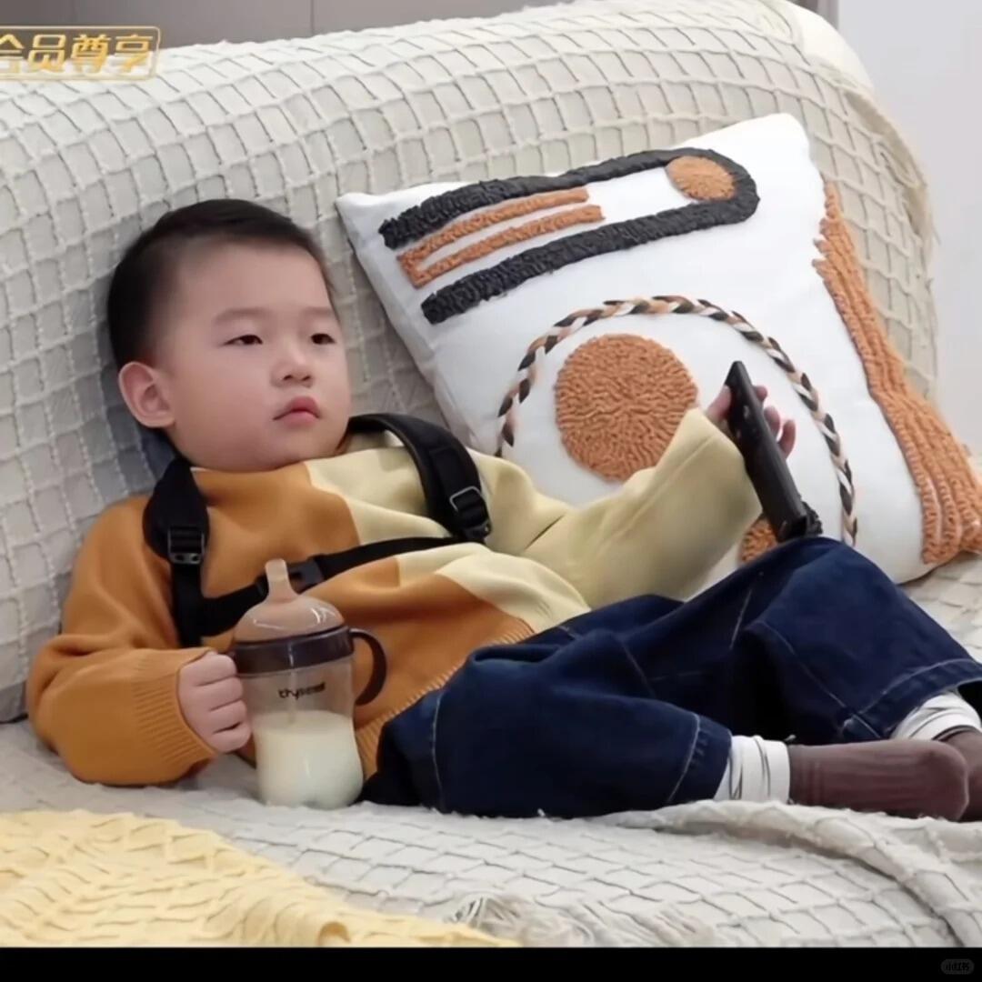 爸爸当家艾登对不起，但图3真的哈哈登登这么躺着，有没有经过葛优同意啊