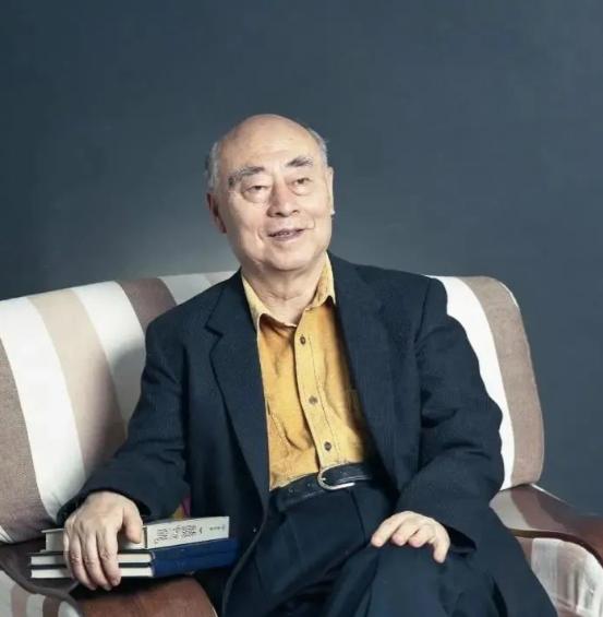 1988年，孙玉芹盯着报纸上氢弹之父四个字，心想：原来老头子瞒了半辈子的秘密，是