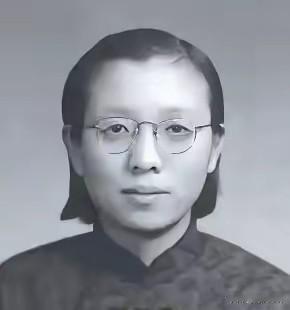党组织派她潜伏南京，给了二十根金条，结果这个女人，打了整整三年麻将，把钱输了个精
