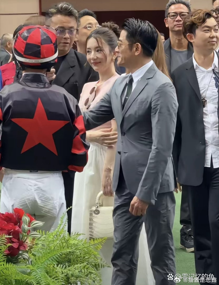 郭富城这状态真好，一点儿也看不出来和方媛的年龄差。