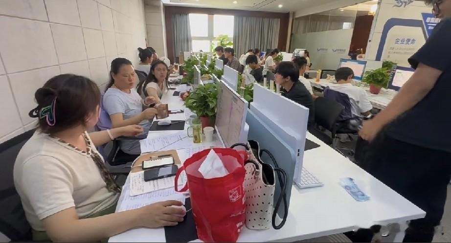 人在职场，绝不能“到点就干"的两件事，你都注意到了，那才是真的弄懂了“人情世故”
