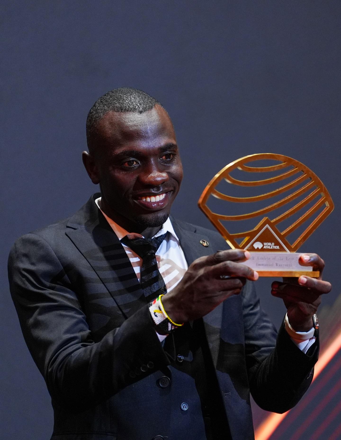 奖项公布! 杜普兰蒂斯实至名归, 张家乐获年度最佳女子新星