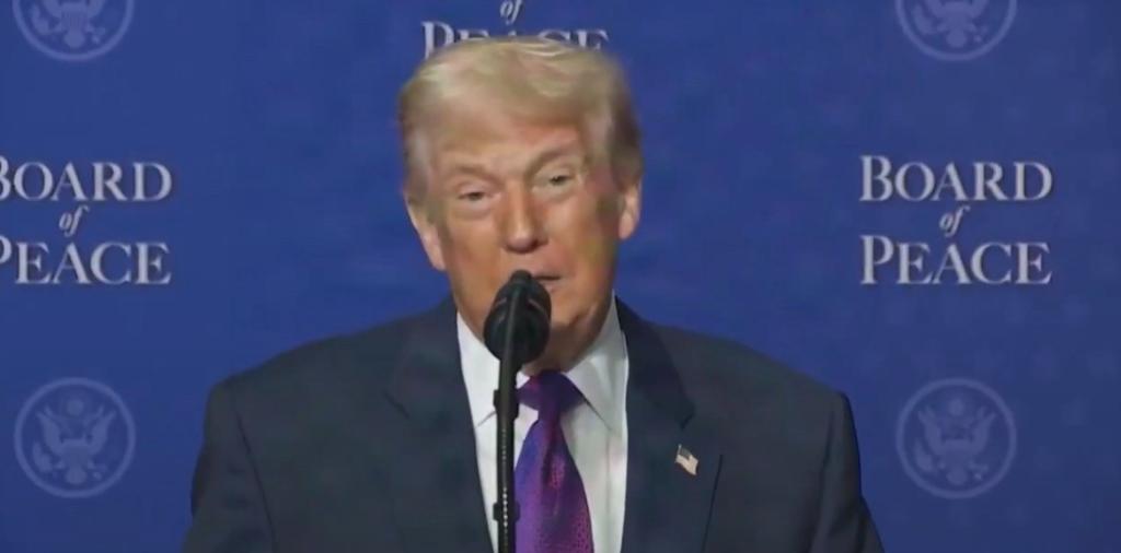 特朗普今天谈4月份访华：“我4月份要去中国。我说，必须给我安排一场中国历史上最盛