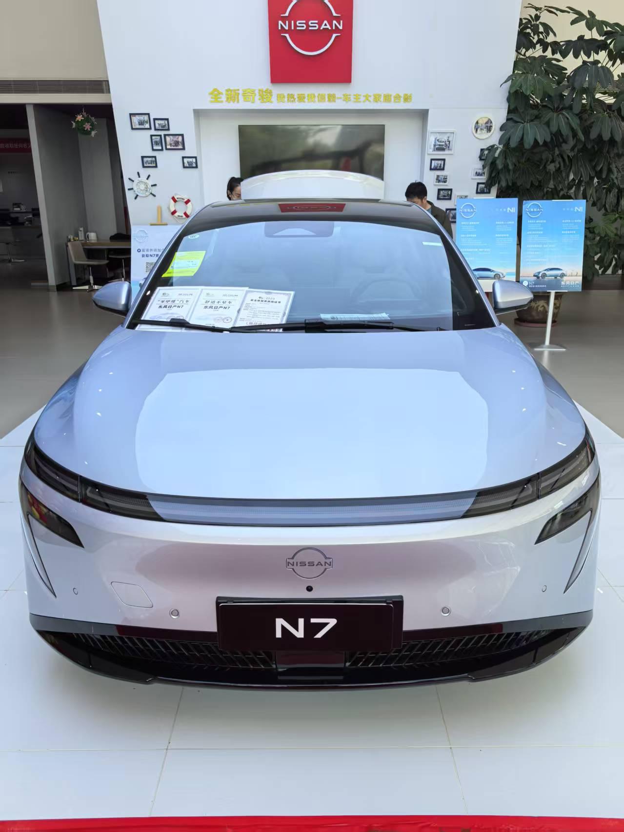 试驾日产N7，真的比小鹏03强东风日产新推出的N7关注度超高，我也去凑了个热闹