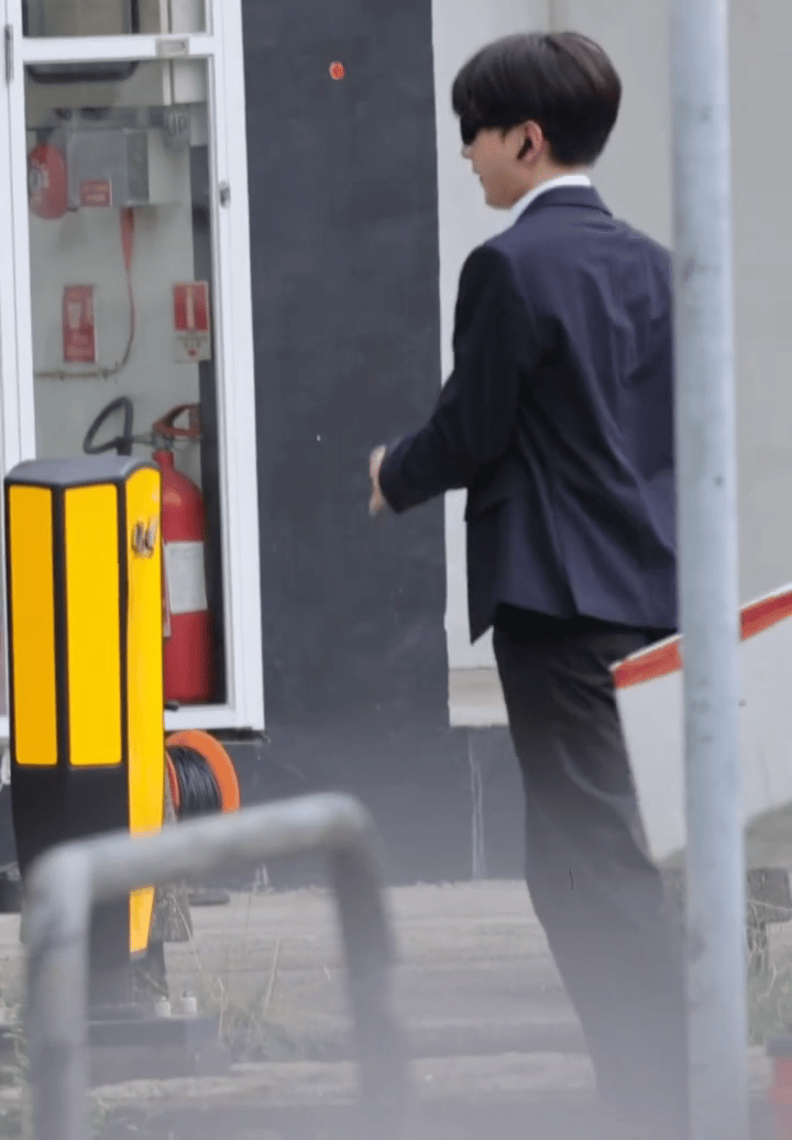 成毅这是要备战内娱奥运了吗？这也太厉害了吧！去年成毅的托马斯全旋出来的时候，就惊艳了好多人，连专业运