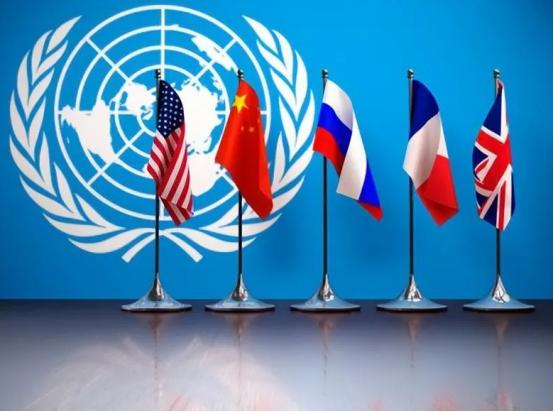 联合国安理会的五个常任席位里没有印度，如今在香港成立的国际调解院，创始成员名单里