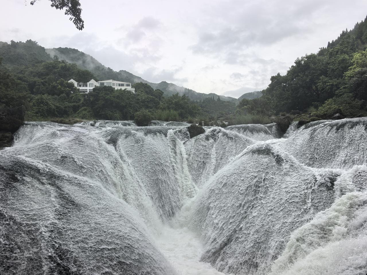 立秋回家，贵州避暑几点感悟！毕节，六盘水，安顺已各住七，八天。方知贵州美在水，凉