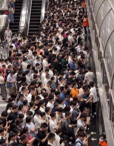看透真相！大都市的运转逻辑，本质上是“反繁衍”，家族想要代代延续，终究不能死守城