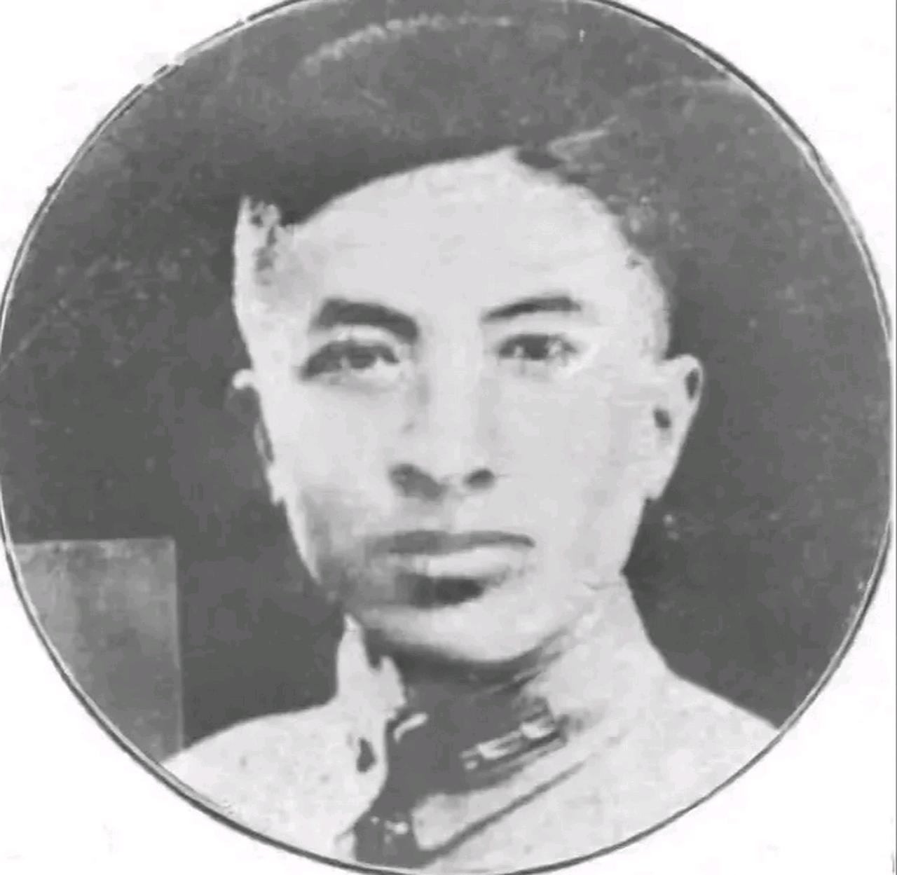 著名的黄埔二期抗日名将杨文瑔，于1947年兵败被俘。经过26年的改造，他始终拒不