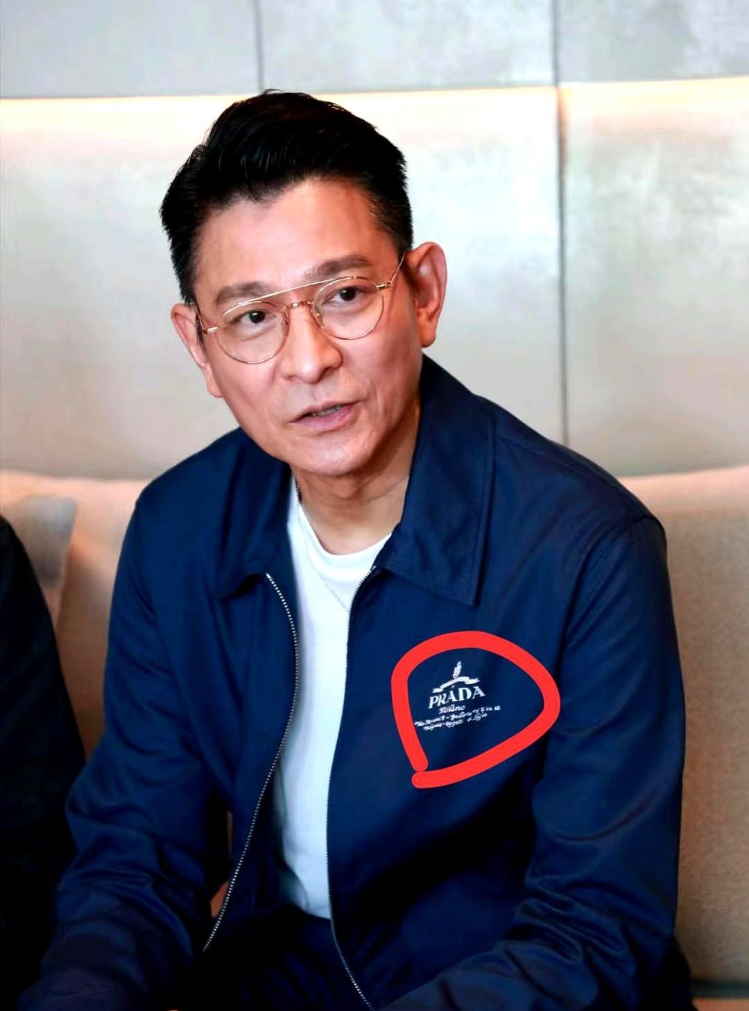 刘德华啊刘德华，我真的要好好夸夸你了，别人都是卷孩子，可你却卷自己！每天雷打不