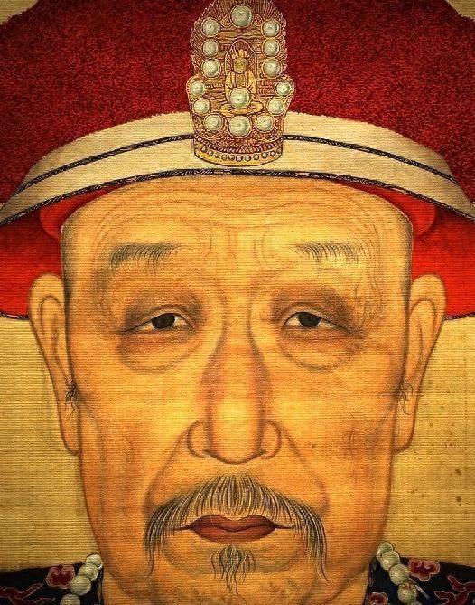 乾隆晚年昏庸，和珅权势日盛，帝师朱珪巧妙点拨嘉庆，一句话解读什么是韬光养晦！