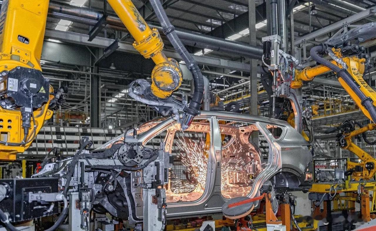 广州显示产业变天了，韩国人撤走最后一块面板厂，中国标准正在接管客厅。LGD把广