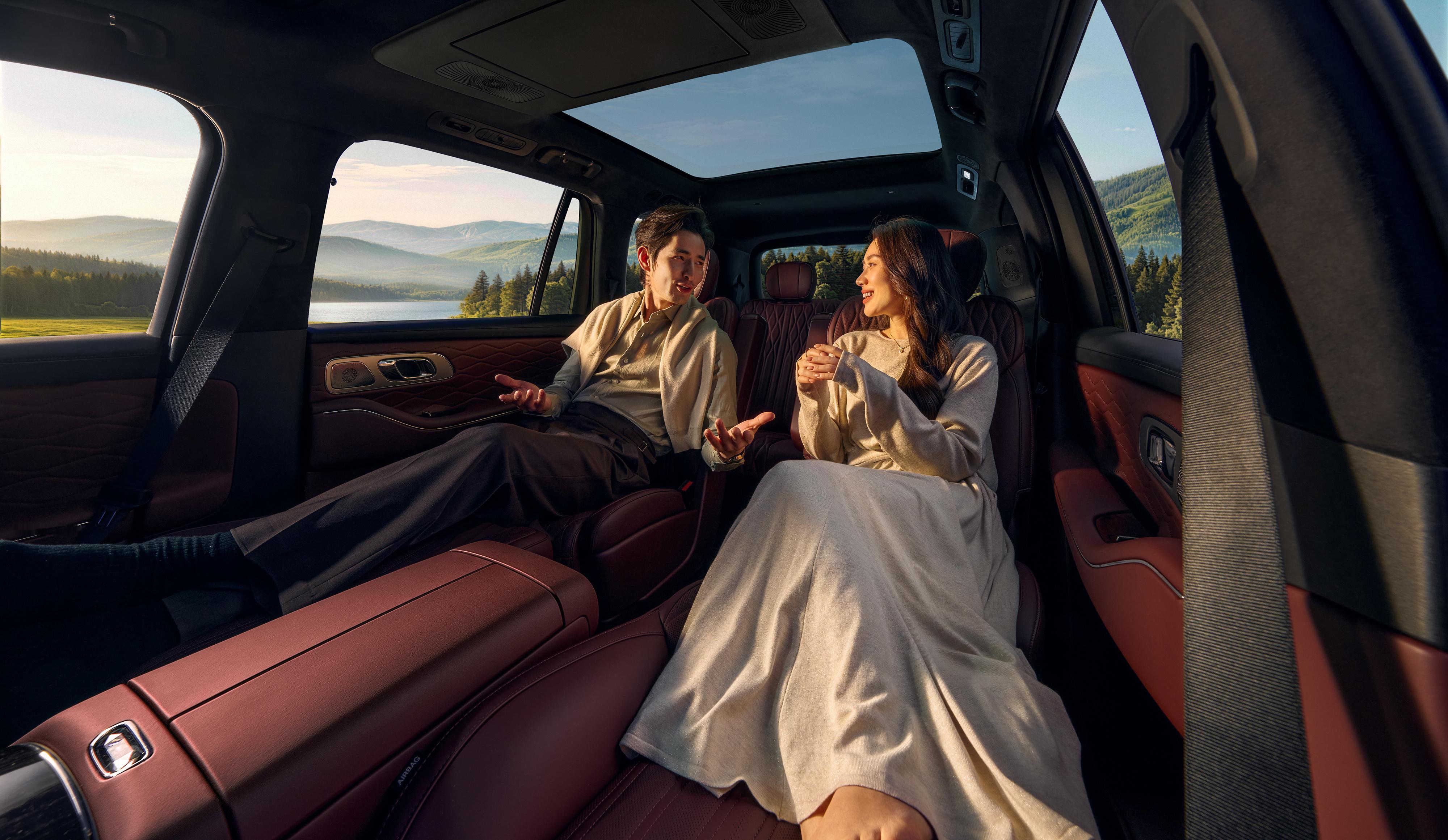 2026北京车展吉利银河M9黑金智曜高定版正式亮相，算是把“高定”玩明白了