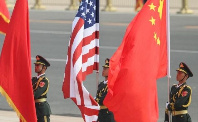 中美成了，美国喊话中国。当地时间7月28日，美国战争部副助理部长史密斯公开表示：