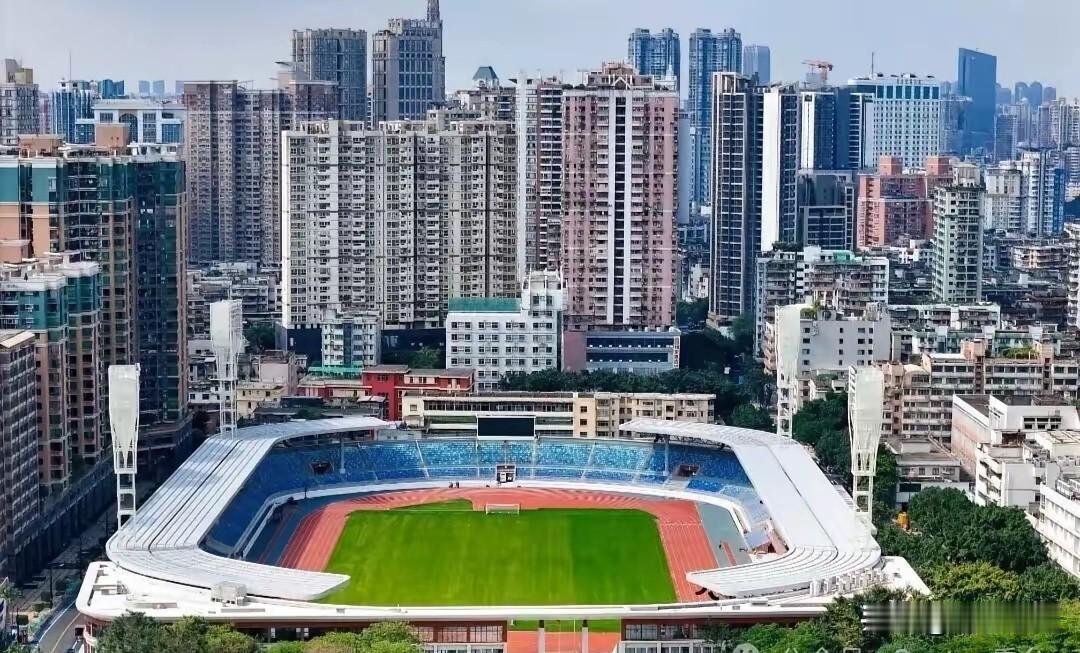 明天（12月14日）16时，广州市广东省体育场，2025年广东省足球超级联赛上演