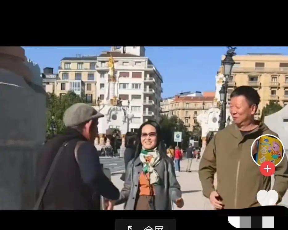《监狱来的妈妈》获奖前一天，导演秦晓宇和47岁赵晓红，在西班牙广场热舞，两人扭来