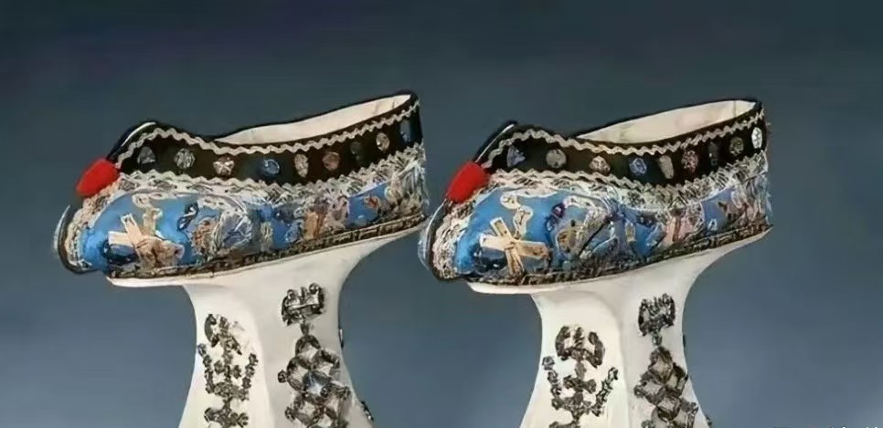 满清扔掉的东西巴黎世家捡起来了