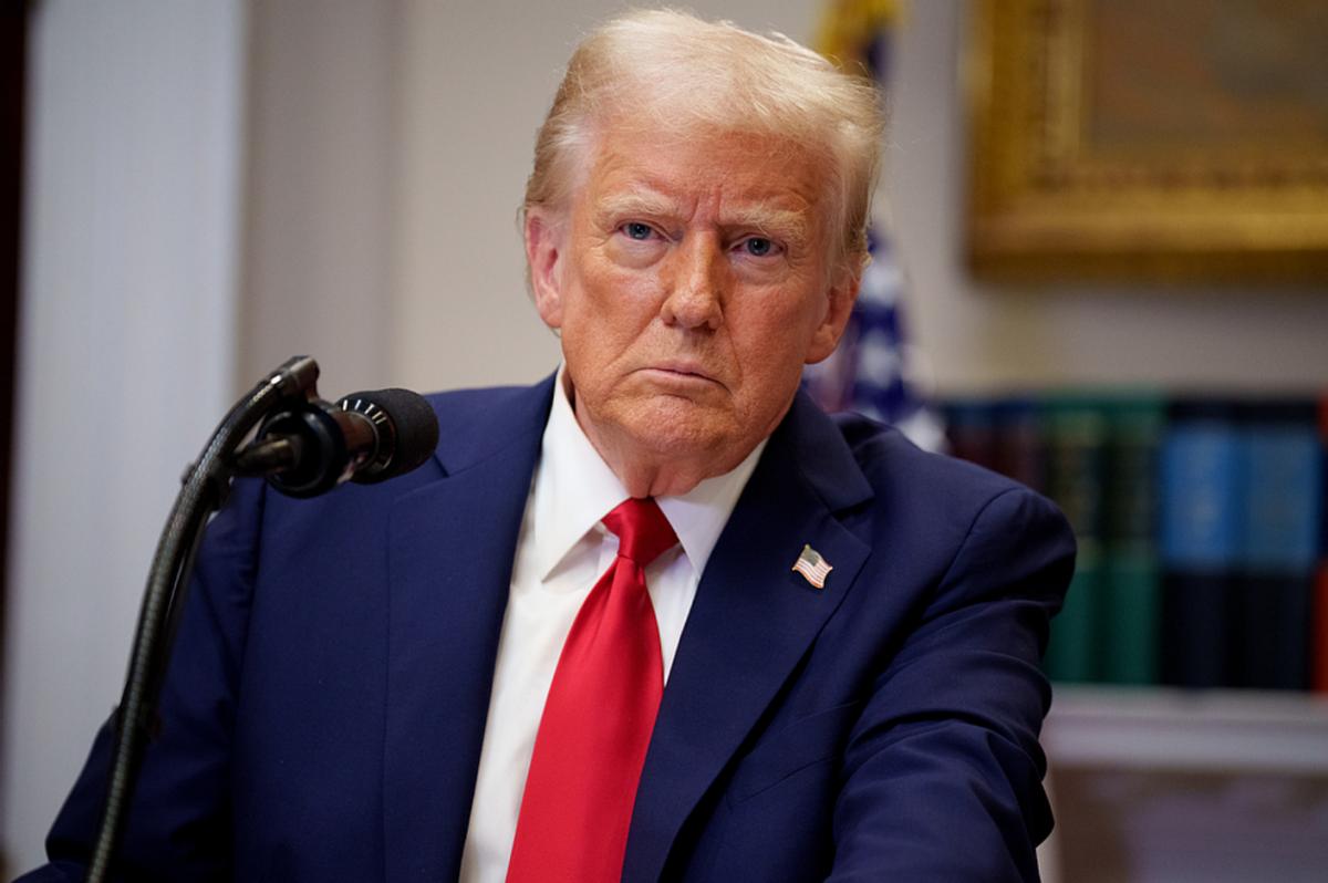 特朗普装都不想装了，就在中国家门口，5000名美军随时待命！美媒曝光：美军在中国