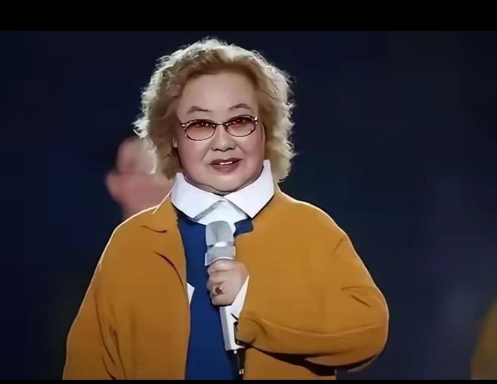 知道郭兰英退休金多少吗？说出来你可能不信，但真正震撼你的，是她拿着这笔钱干了什么