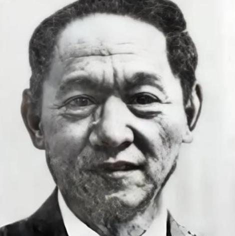 1999年8月，北京刑场的毒针刺入刘连昆血管时，这个曾佩戴两岸少将衔的叛徒，终于