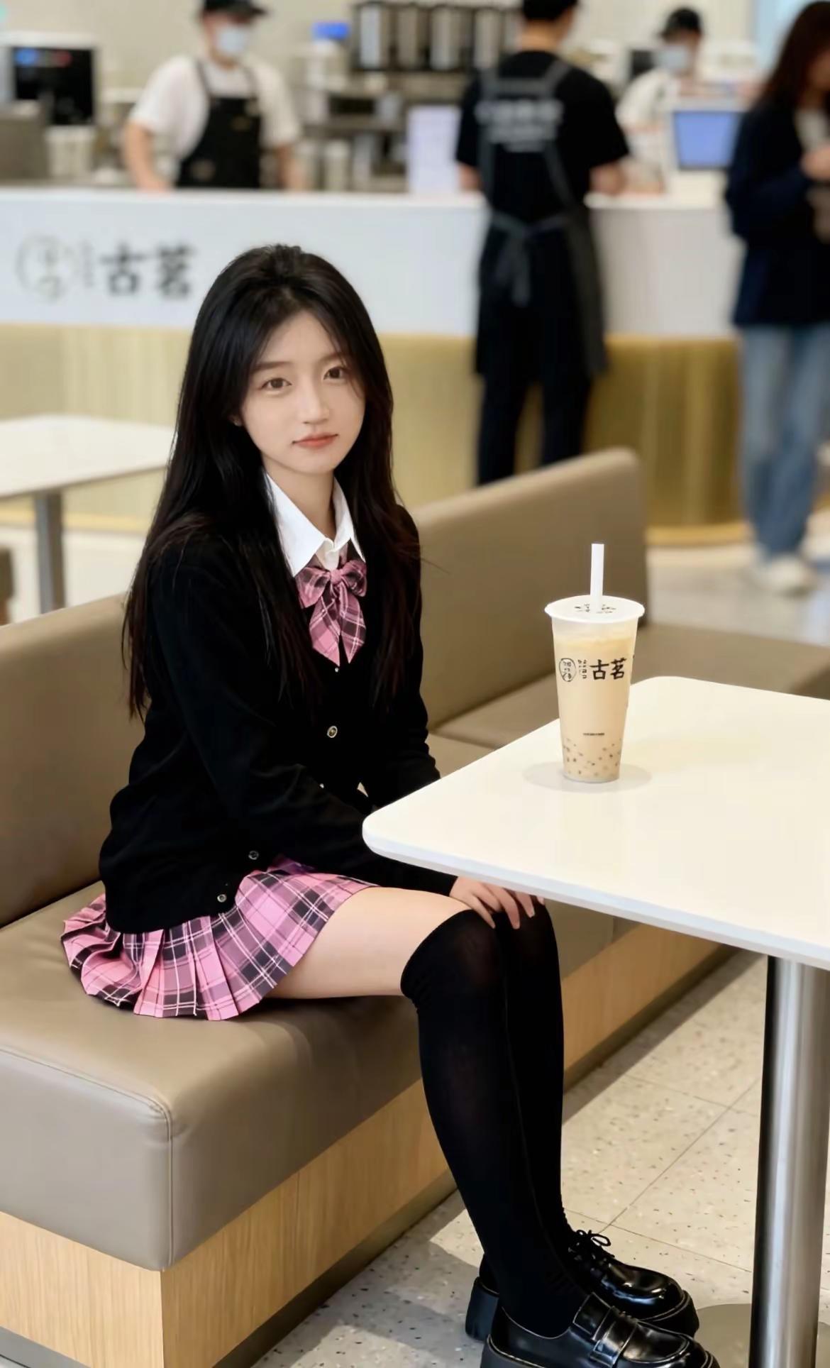 奶茶+JK=快乐？jk穿搭日常生活学院风穿搭今日分享