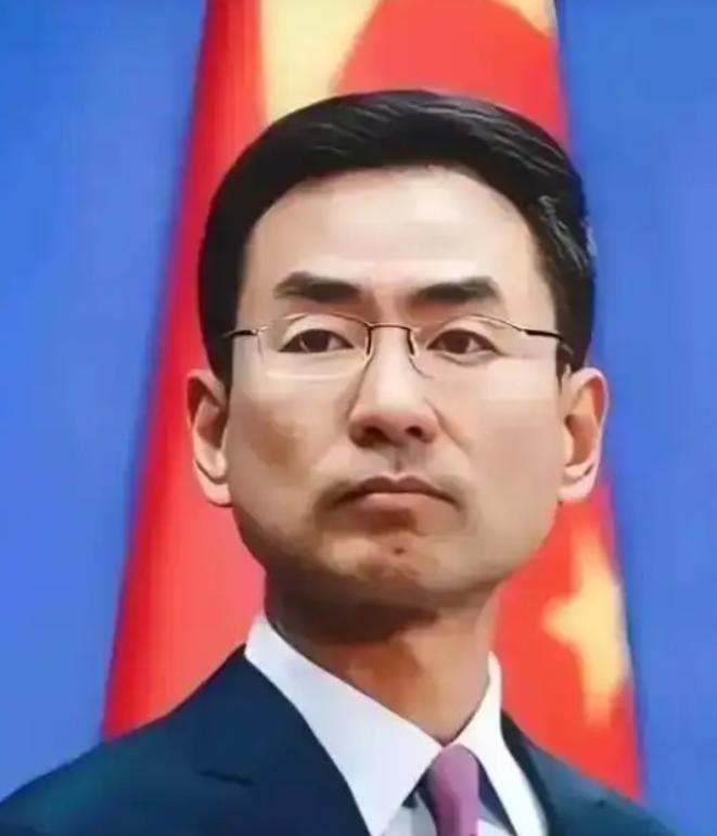 中国应向全世界公告，凡在中国历史上侵犯过中国的国家，如敢再次侵犯中国，中国将对其