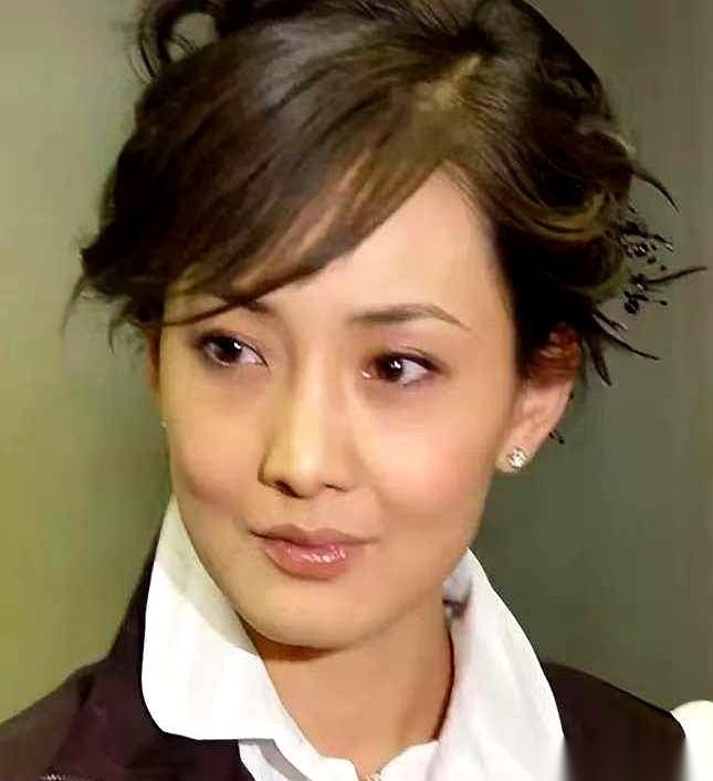 “你比我大八岁，就不能让着我点吗？！”我跟你说，女人在气头上，尤其是刚生完娃的