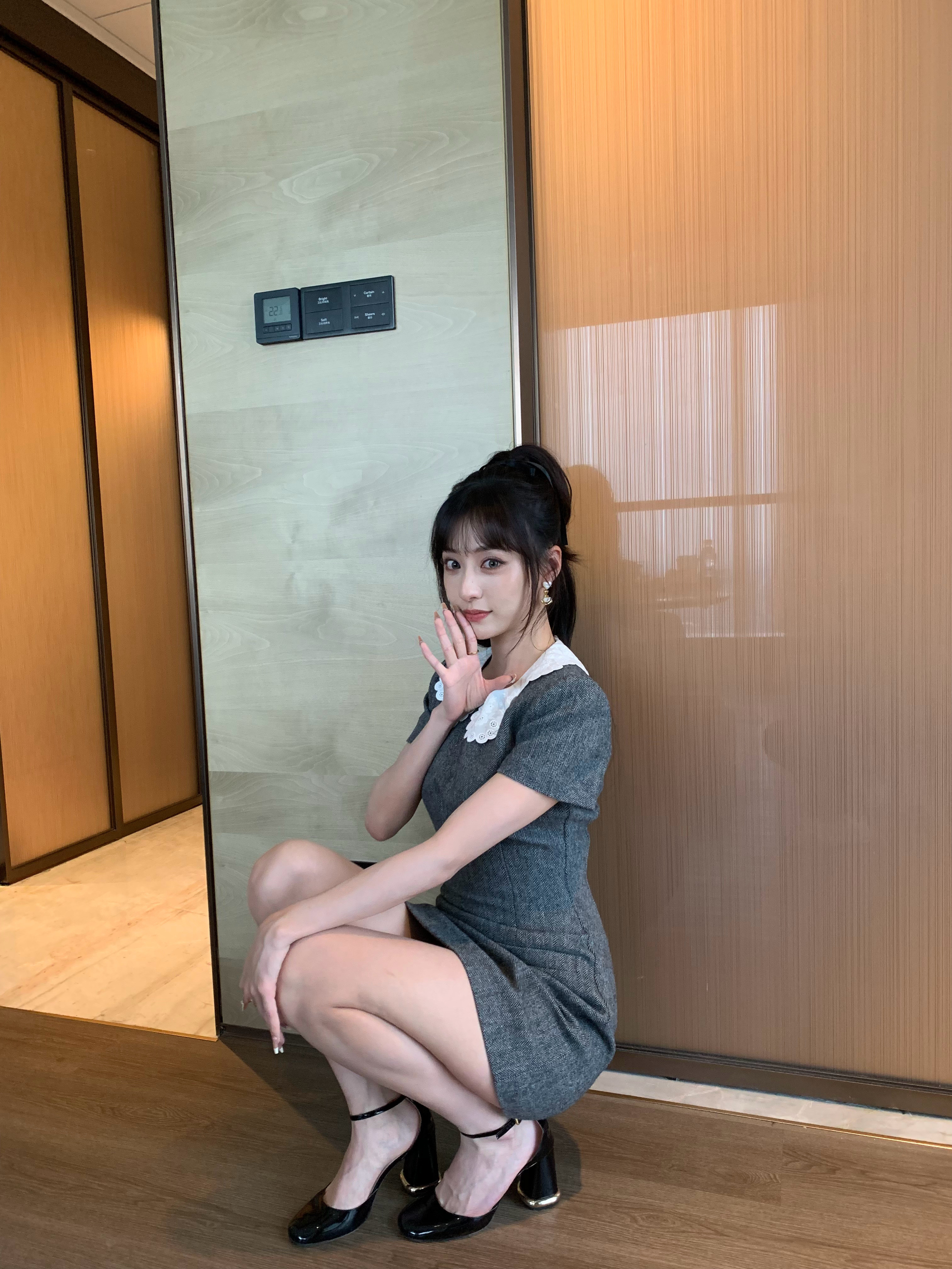 胡连馨在复制粘贴的时代，你是手写的诗