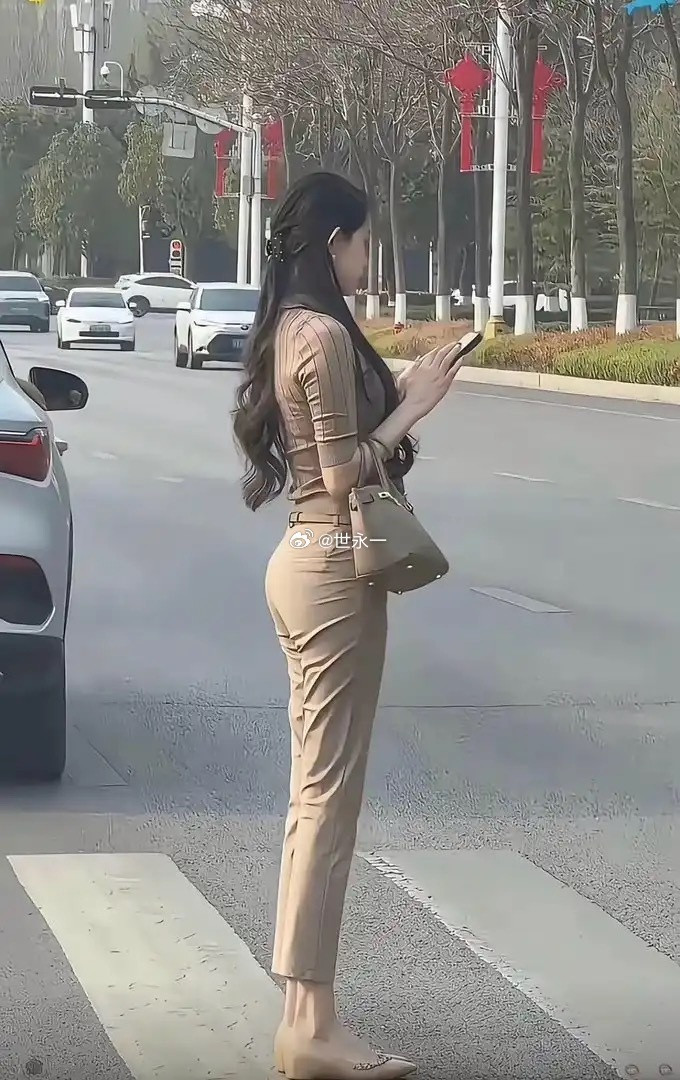 就这身材，感觉脸蛋已经不重要了