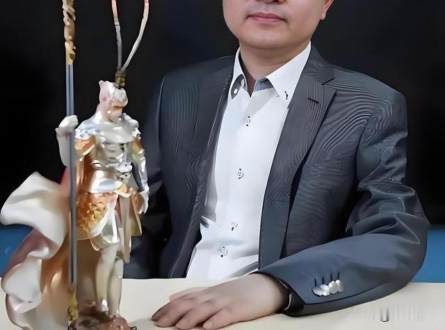 这两天读到张定宇院长为蔡磊先生写的序，心中久久不是滋味。张定宇，武汉市金银