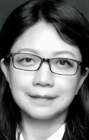 3月24日下午5点19分，江苏省人民医院病房里，57岁的严红停止了呼吸。二十多年