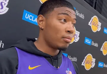 湖人球员八村垒在今天接受了采访，谈到了自己在湖人的角色。八村垒说道：“我不想当