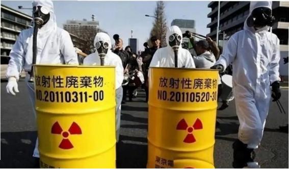 一旦中国动用“核武器”对日本本土实施打击，那么等着中国的将会是来自于半数幸存日本