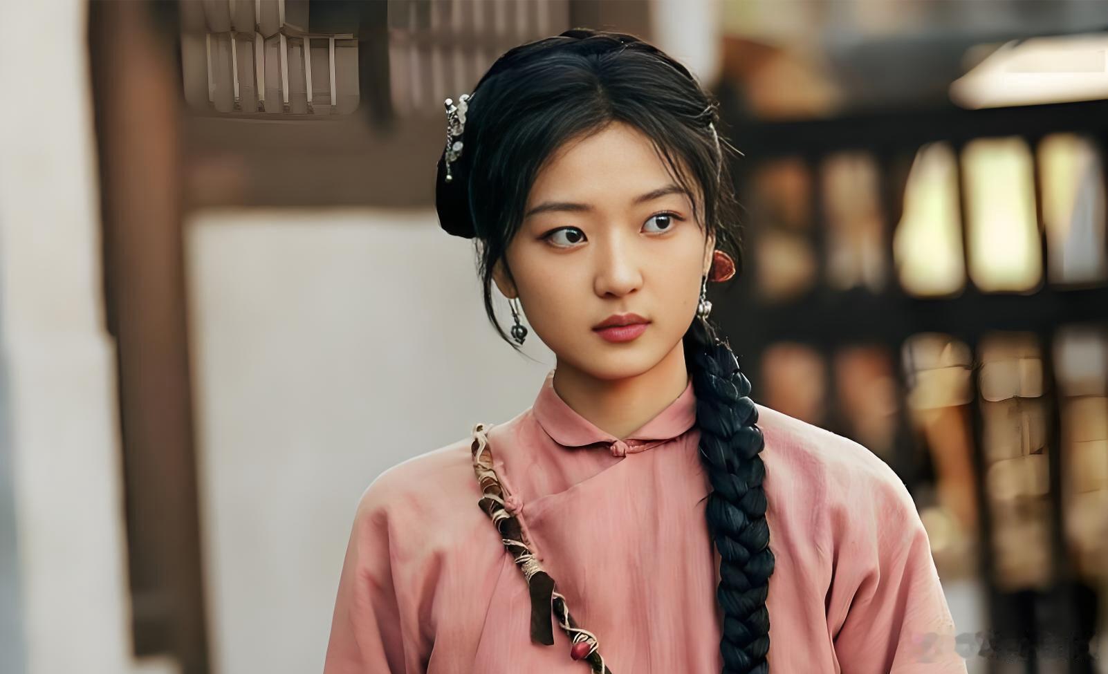 文亦娱乐大生意人：古平原的挚爱到底是谁古平原的两段情，藏着多少意难平。白依梅是他