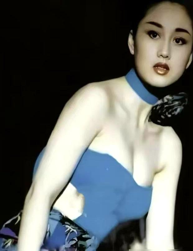 李连杰用7200万，买断了利智和赌王的可能。1992年，利智投资地产血本无