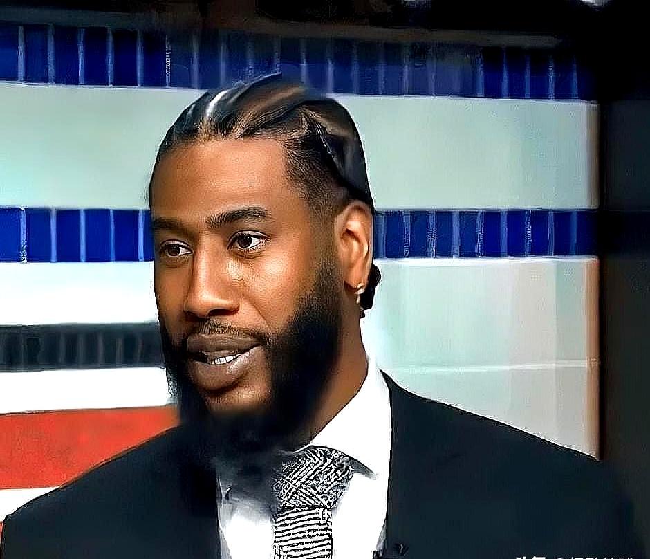 香珀特在节目里放狠话：抢七若是猛龙赢了，不惊讶，只会对骑士失望。阵容对比太刺眼