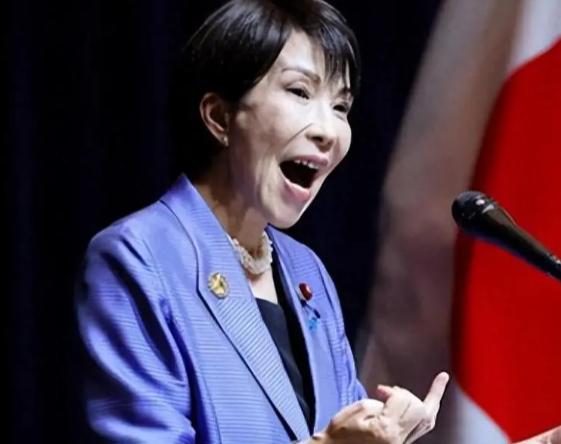 大年初二，中国再次发声警告日本！高市不装了，中国更不客气，直接给日本上硬菜。