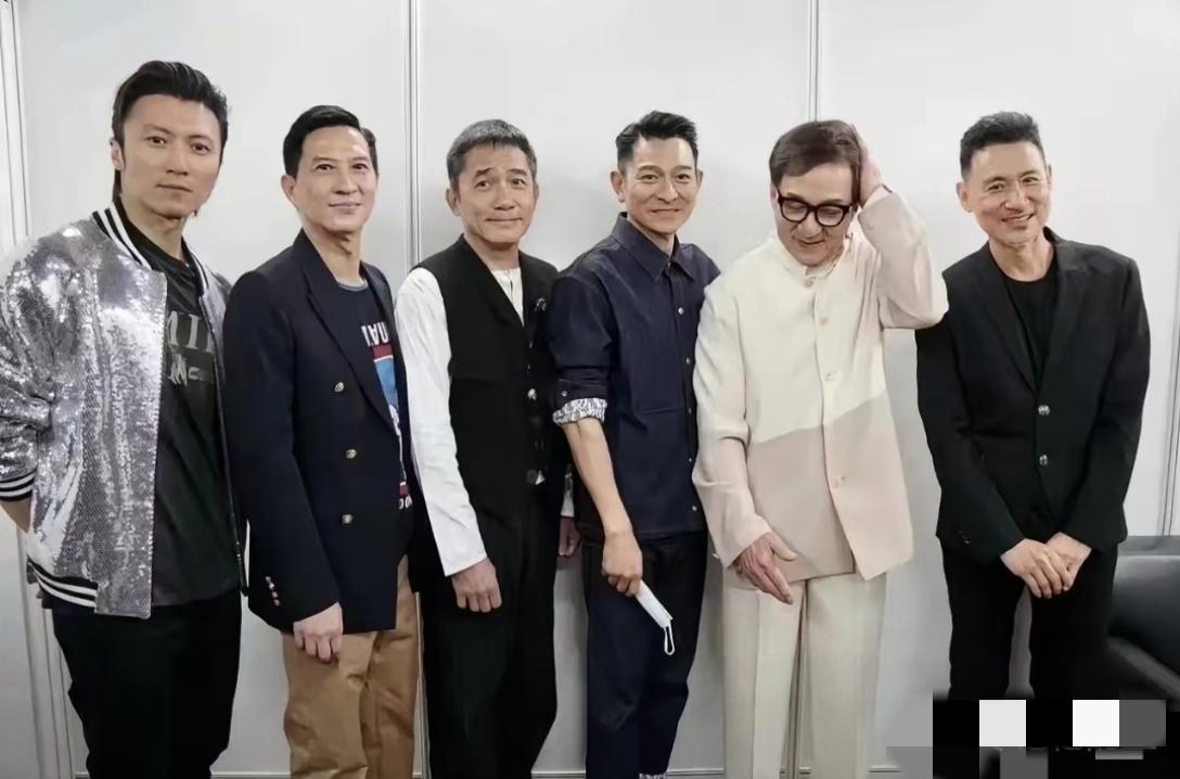 6位巨星同框：个头最高、最显年轻的居然是1米76的张学友；最爱装斯文的莫过于穿白